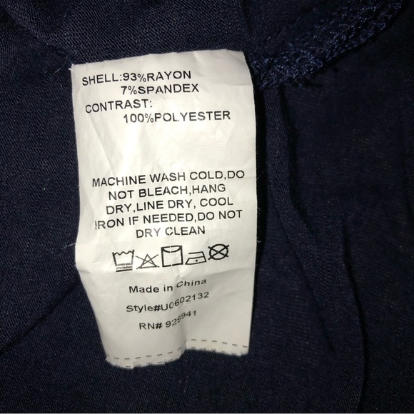 Suzanne Betro Navy & Floral Ruffle Sleeve Top, Sz L - Picture 11 of 11